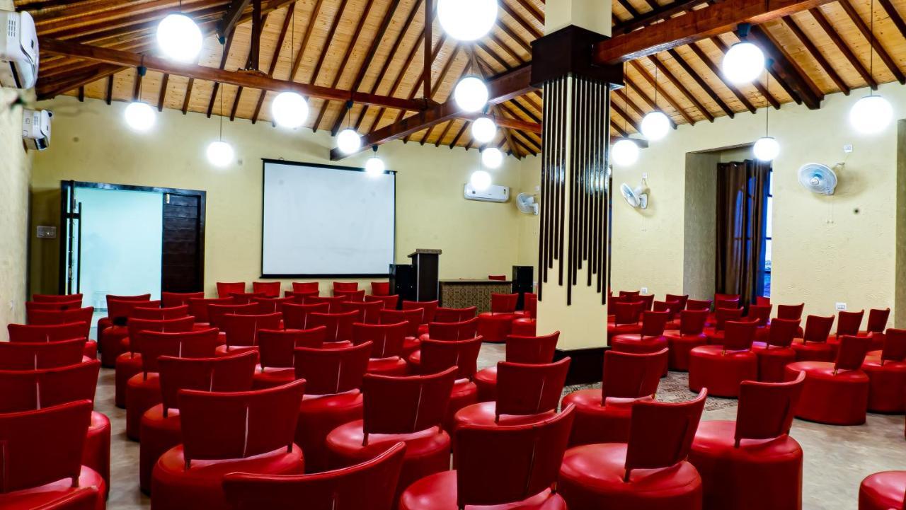 The Village Resort Mundra Екстер'єр фото